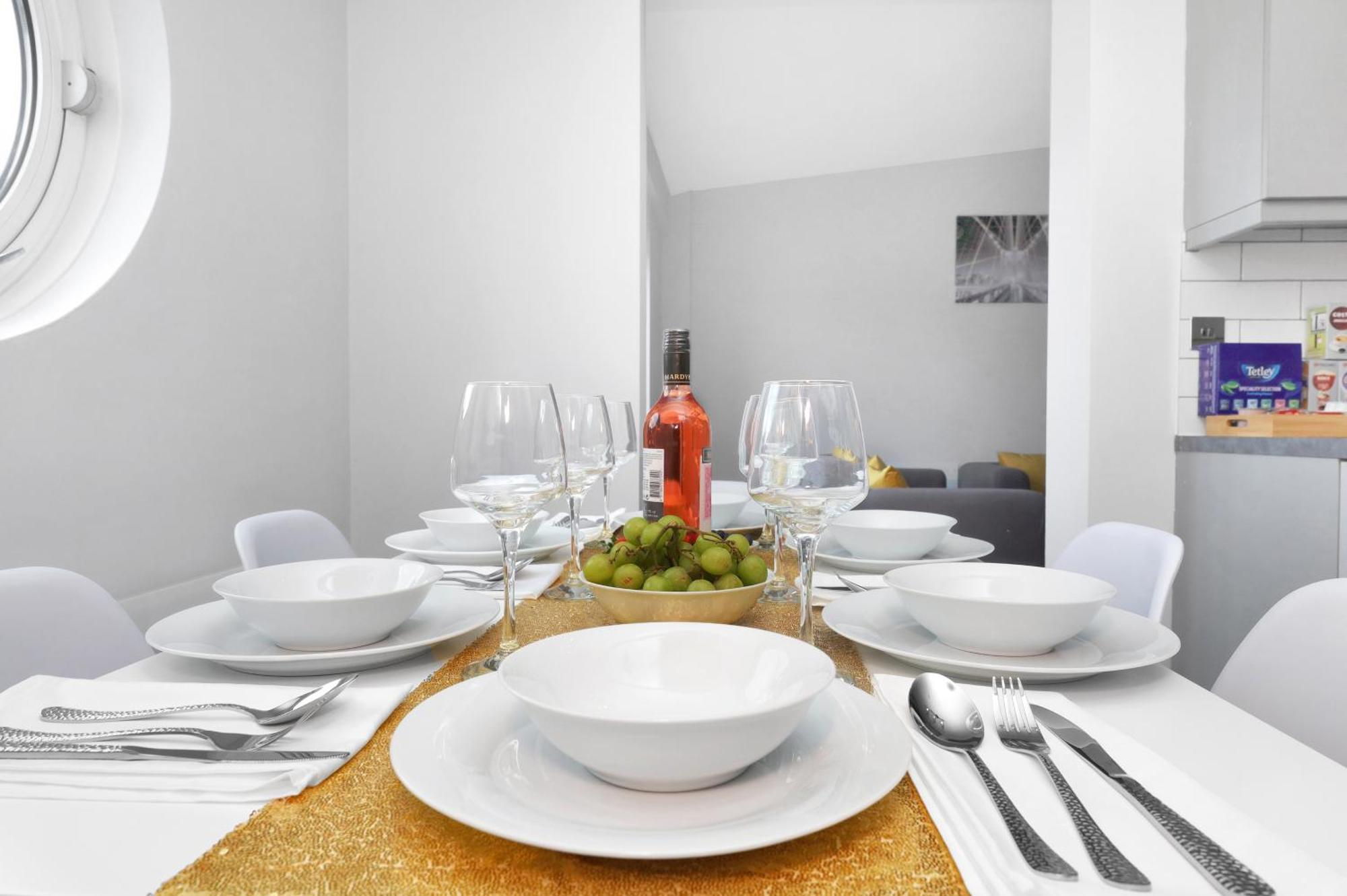 Waterside 4 Bed Apartment Λονδίνο Εξωτερικό φωτογραφία